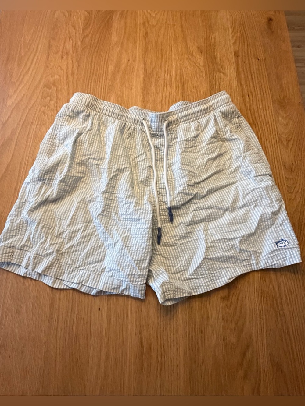 Southern Tide Skipjack Seersucker Swim Trunks Blue White Stripe Men's M